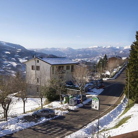 Albergo Ristorante Miramonti Toano エクステリア 写真