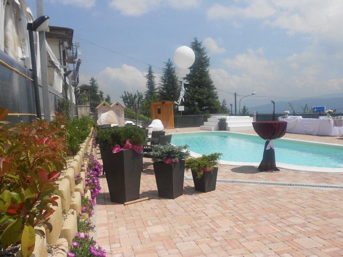 Albergo Ristorante Miramonti Toano エクステリア 写真