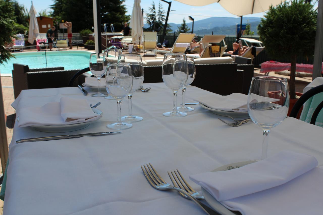 Albergo Ristorante Miramonti Toano エクステリア 写真